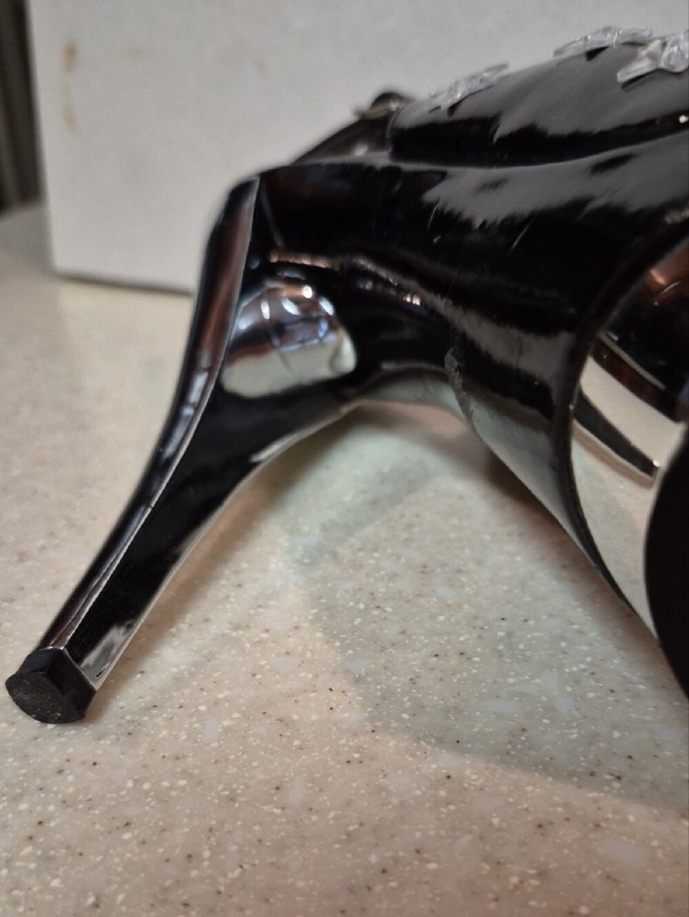 Ellie Skylar Star Platform Sandals Black Patent Holographic Peep Toe Size 8 - Picture 16 of 16